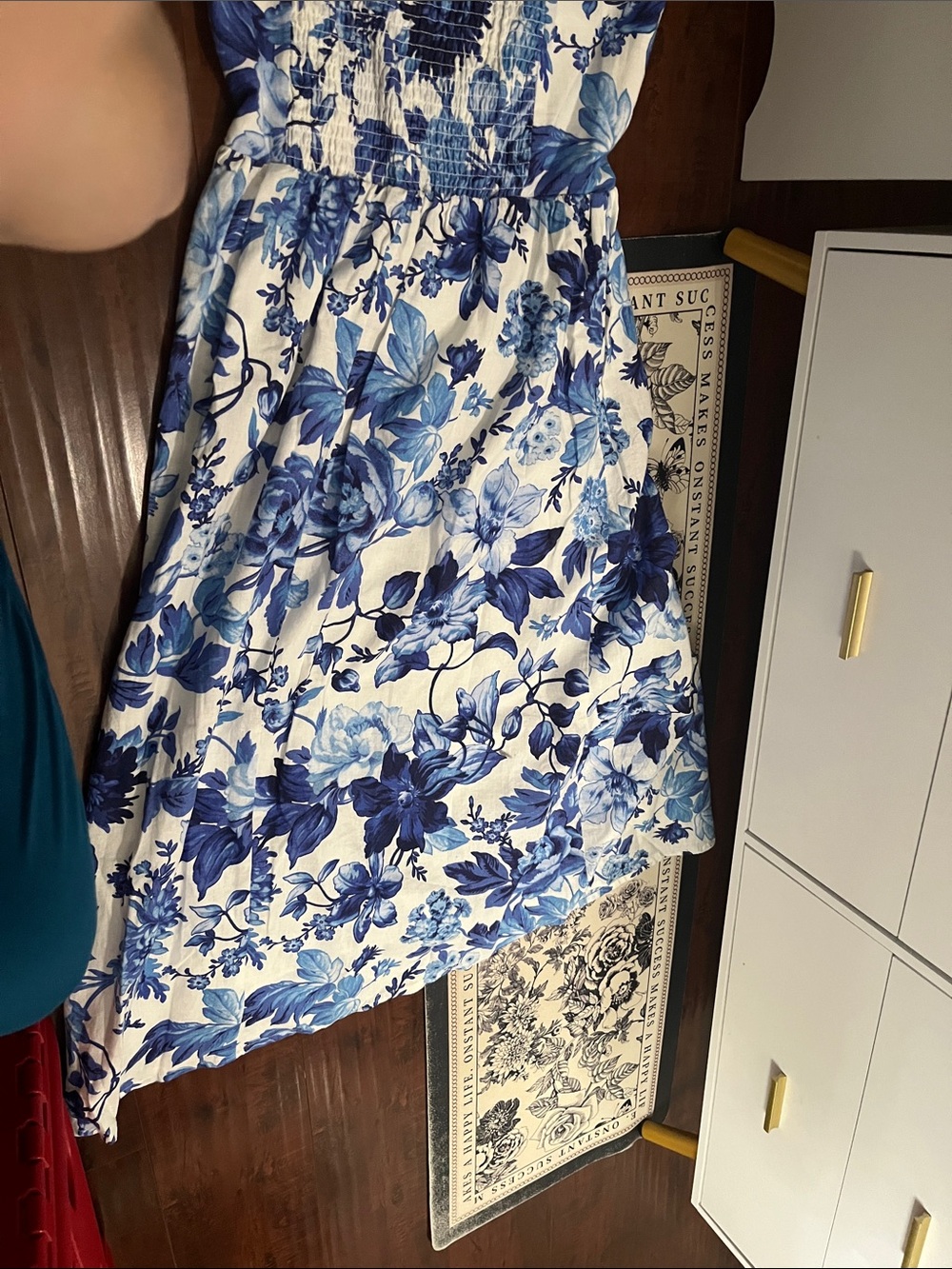 H&M Blue Floral Midi Dress on White - Picture 2 of 3